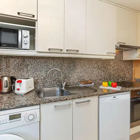 Odisea By Interhome Lloret de Mar